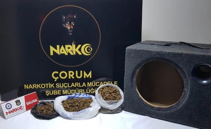 Hoparlörden uyuşturucu çıktı