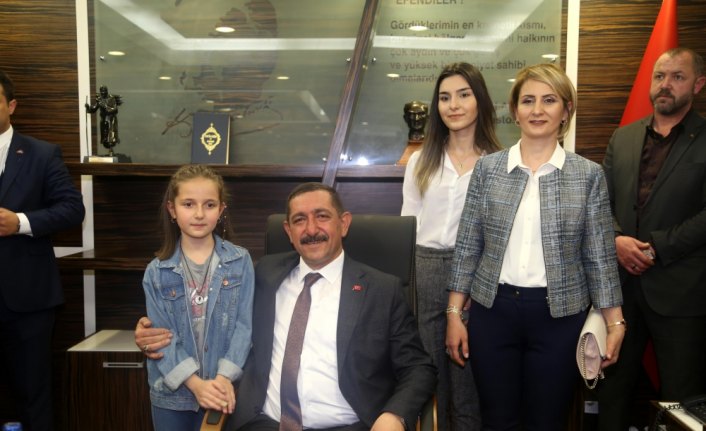 Kastamonu Belediye Başkanı Vidinlioğlu, görevine başladı