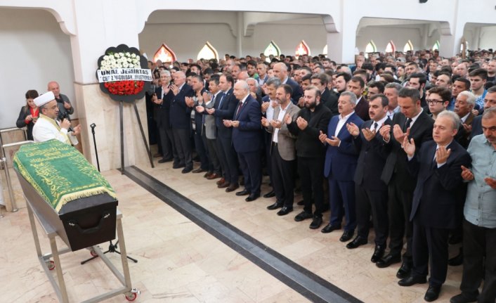 Kazada ölen genç son yolculuğa uğurlandı