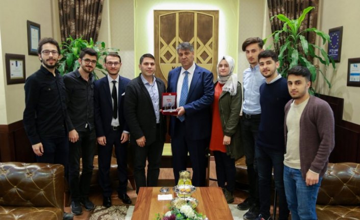 KBÜ'den Robot Olimpiyatlarında derece