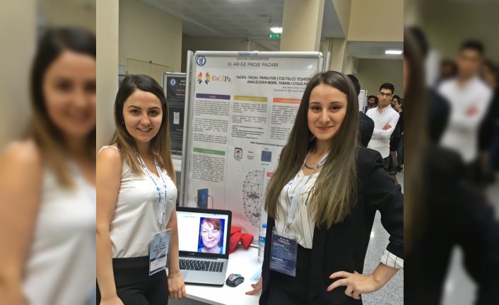 KBÜ'lü öğrencilerin mobil uygulama projesi ödül kazandı