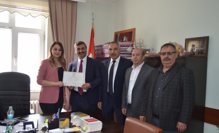 Reşadiye Belediye Başkanı Mustafa Yılmaz mazbatasını aldı