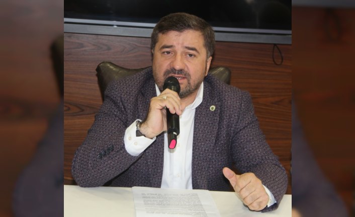 Şenlikoğlu gazetecilerle bir araya geldi