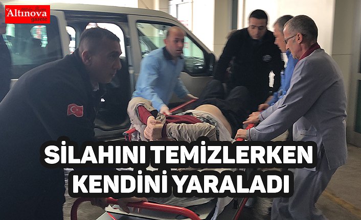 Silahını temizlerken kendini yaraladı