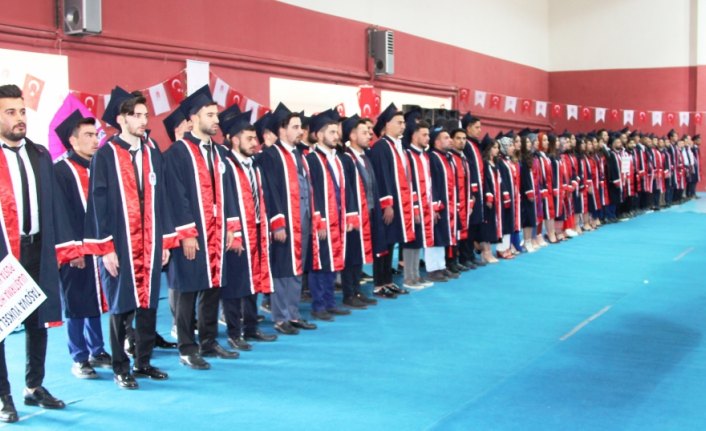 Taşova Meslek Yüksekokulunda mezuniyet töreni