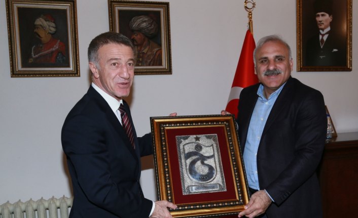 Trabzonspor yönetiminden Belediye Başkanı Zorluoğlu'na ziyaret