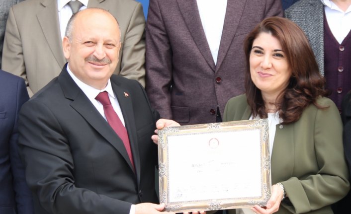 Ünye Belediye Başkanı Tavlı, görevine başladı