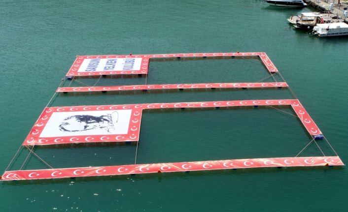 100. yıl anısına denize 