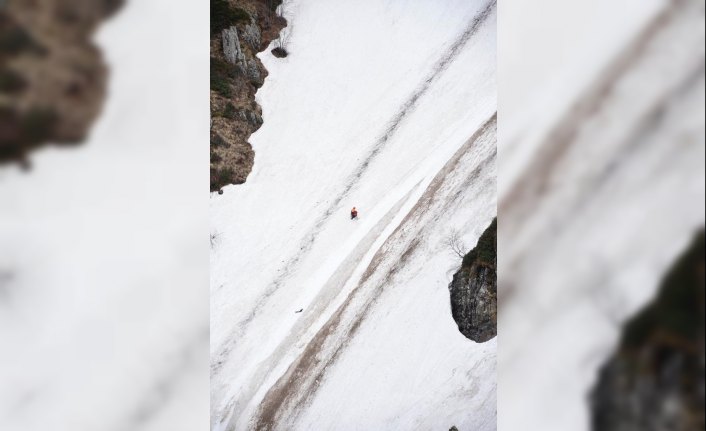 AA muhabirini arama çalışmaları sürüyor