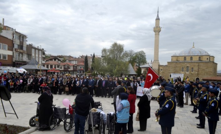 Amasya'da engellilerden farkındalık yürüyüşü