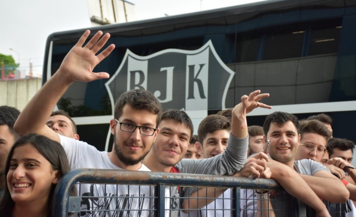 Beşiktaş Trabzon'a geldi