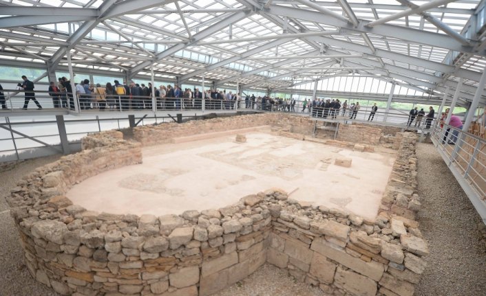 Hadrianaupolis Antik Kenti turizme açılacak