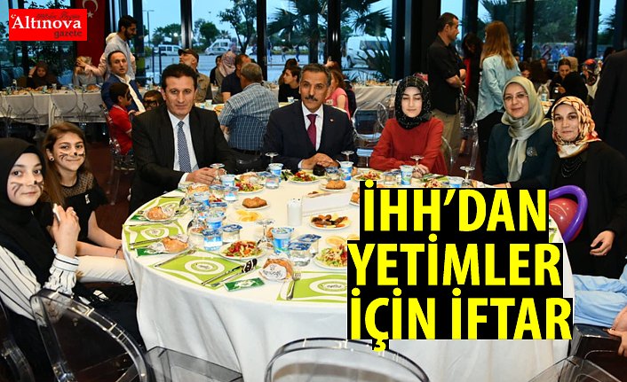 İHH'dan yetimler için iftar