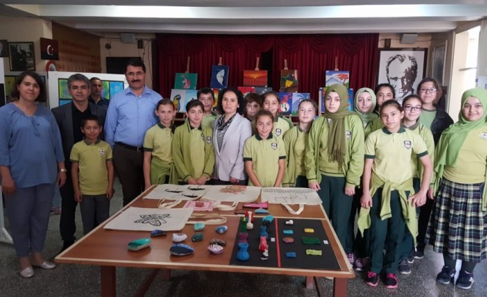 Mengen'de görsel sanatlar sergisi açıldı