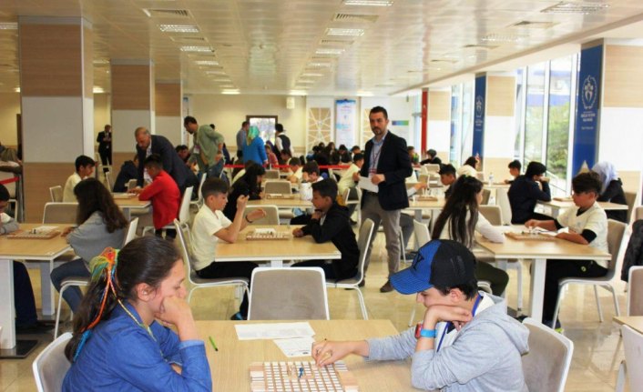 Ulusal Akıl ve Zeka Oyunları Turnuvası Samsun'da başladı
