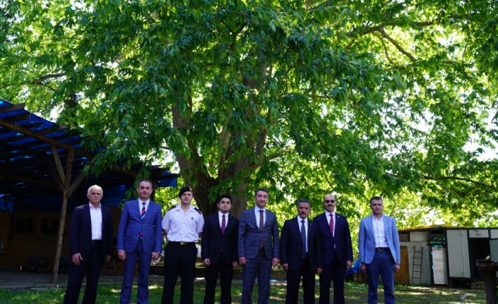 Vali Kaymak tarihi camideki restorasyon çalışmalarını inceledi