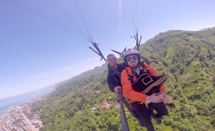 Yamaç paraşütü yaparken tulum çaldı
