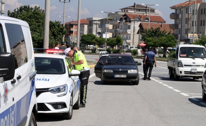 Akçakoca'da havadan trafik denetimi