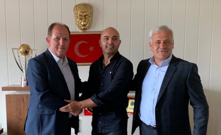 Bayburt Özel İdare, teknik direktör Metin İlhan ile anlaştı