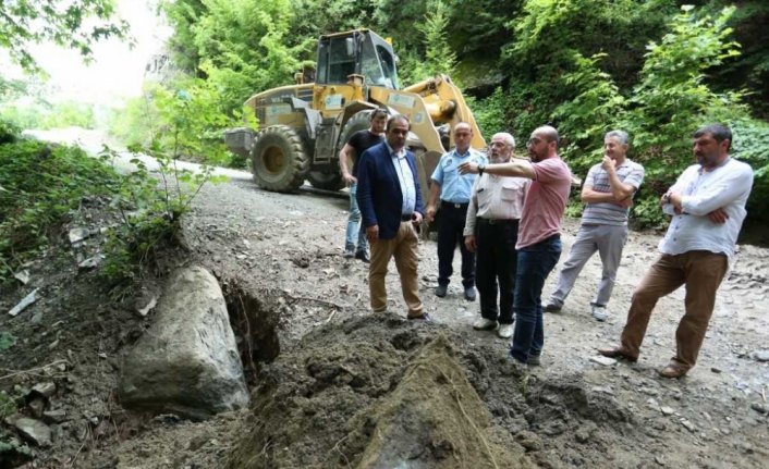 Canik Belediyesi yağışın etkili olduğu alanlarda çalışma başlattı
