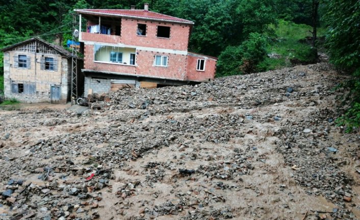 GÜNCELLEME - Trabzon'da sağanak