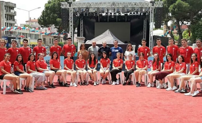 HASAD İzmir'de festivale katıldı