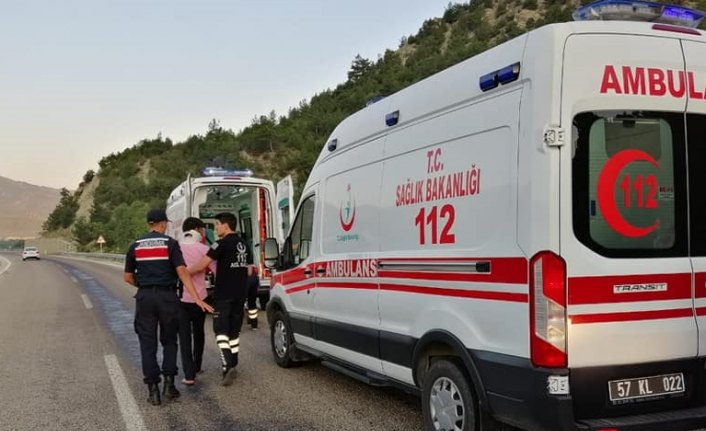 Kastamonu'da otomobil şarampole devrildi: 1 ölü, 5 yaralı