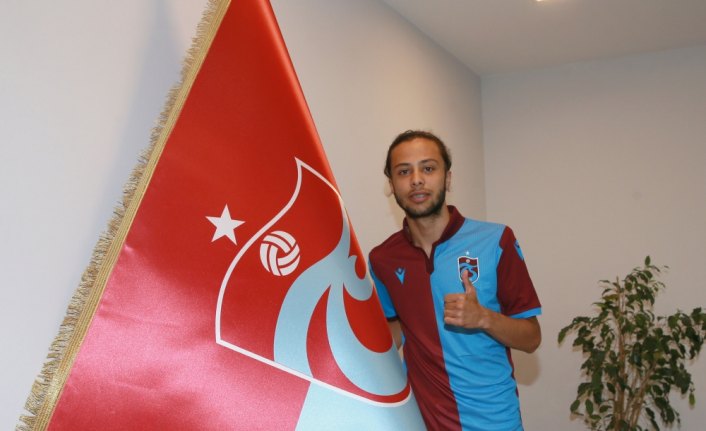 Trabzonspor, Taha Tunç için imza töreni düzenledi
