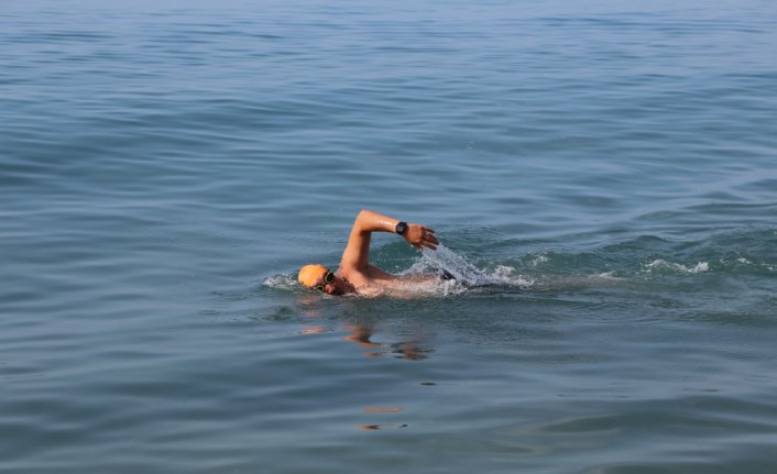 Yüzücü Alsaran 35 kilometrelik zorlu etaba hazırlanıyor