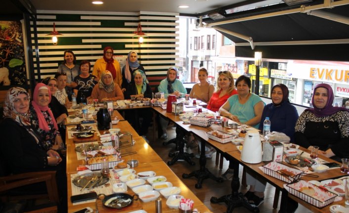 AK Parti Zonguldak İl Kadın Kolları toplantısı