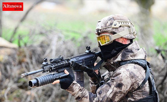 Çukurca kırsalında 3 terörist etkisiz hale getirildi