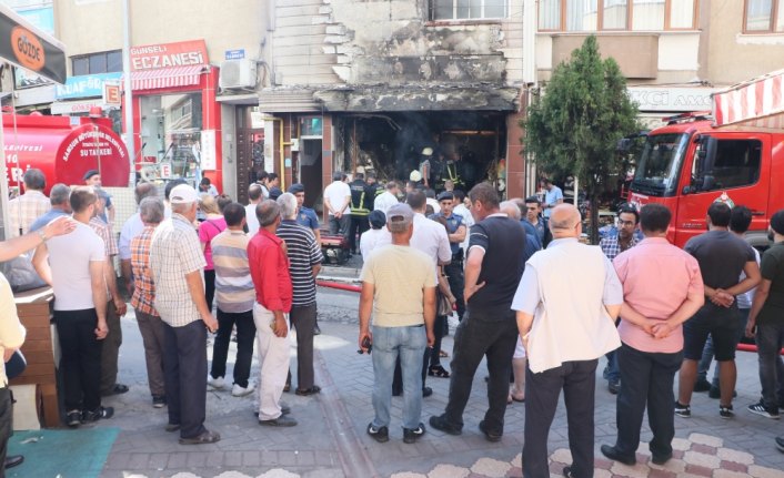 GÜNCELLEME - Samsun'da çarşı merkezinde yangın