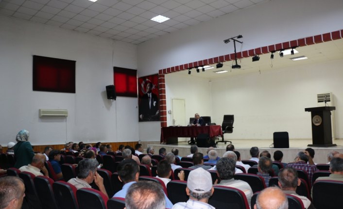 Kaymakam Yıldırım vatandaşları dinledi