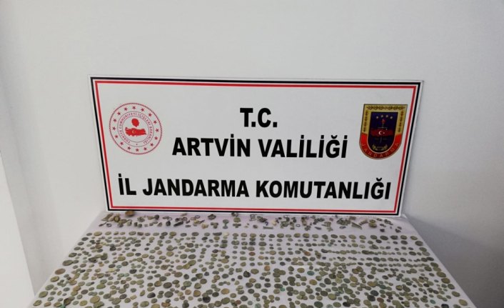 Makarna kolisinde tarihi eser kaçakçılığı