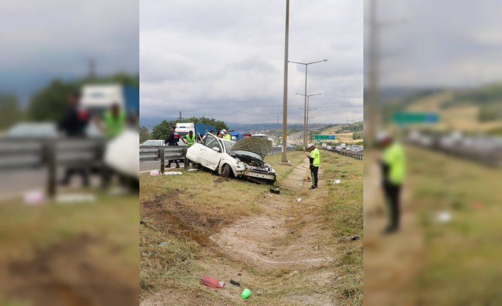 Otomobil takla attı: 5 yaralı