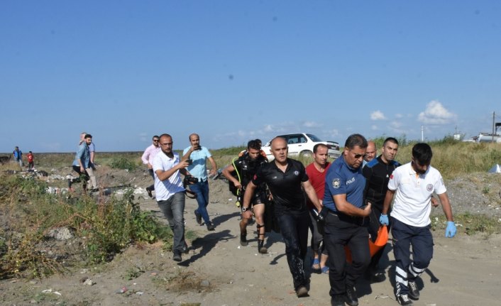 Samsun'da denize giren kişi boğuldu