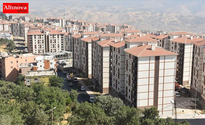 Teröristler yıktı, devlet sıcak yuvaya kavuşturdu