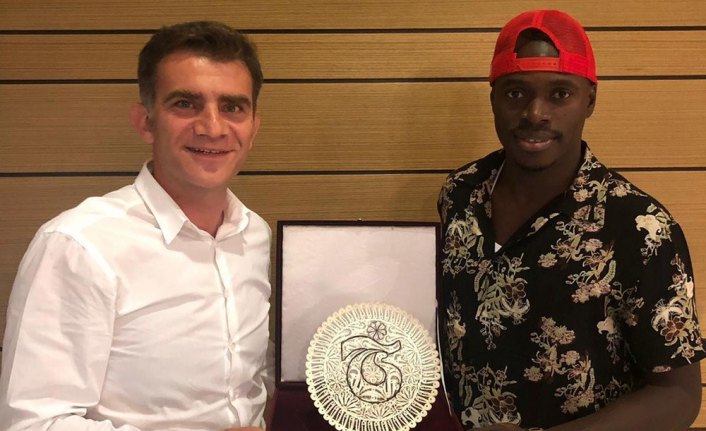 Trabzonspor'da Zargo Toure'nin sözleşmesi feshedildi