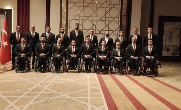 Altınyıldız Classics, Ampute Futbol Milli Takımının resmi giyim sponsoru oldu