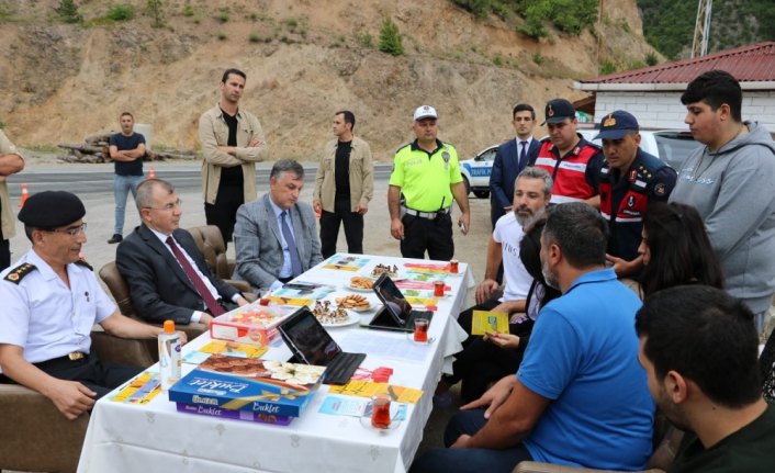 Artvin'de Kurban Bayramı öncesi trafik uygulaması