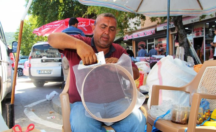 Baba mesleğini yaşatmaya çalışıyor