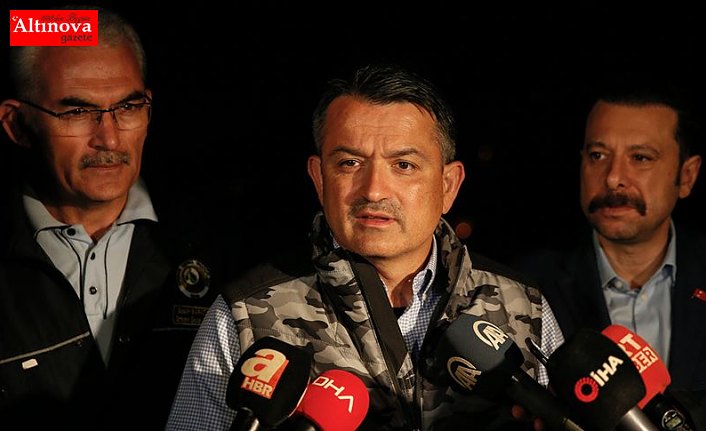 Bakan Pakdemirli: Şu anda aktif 4 yangınla mücadele ediyoruz