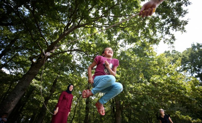 Çocuklar fındık değil bilgi topluyor