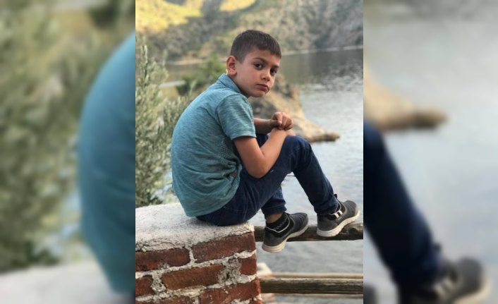 Çorum'da halk otobüsünün çarptığı çocuk hayatını kaybetti