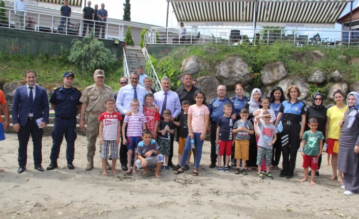 Giresun Sevgi Evlerinde kalan çocuklara rip akıntısı eğitimi