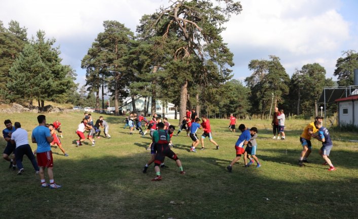Grekoromen Güreş Milli Takımı'nın Bolu kampı