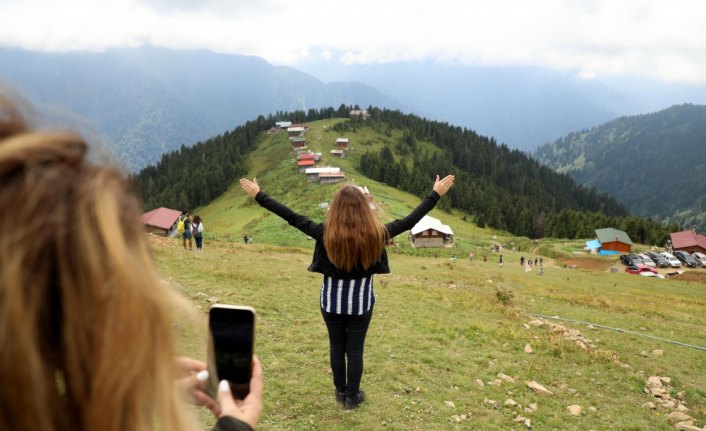 Kaçkarlar'da bayram yoğunluğu