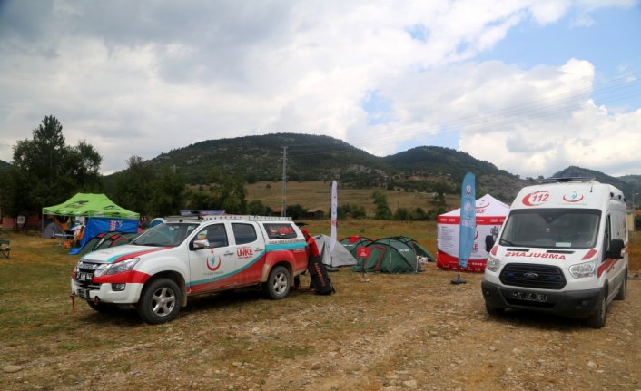 Kanyonda ayağı kırılan kadın için kurtarma çalışması başlatıldı