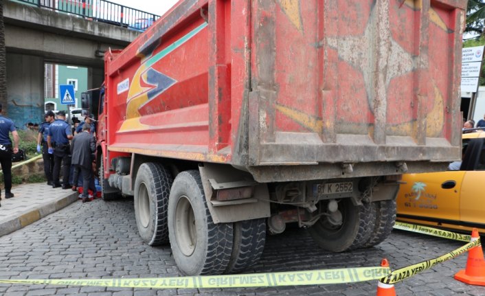 Trabzon'da kamyonetin çarptığı kadın öldü