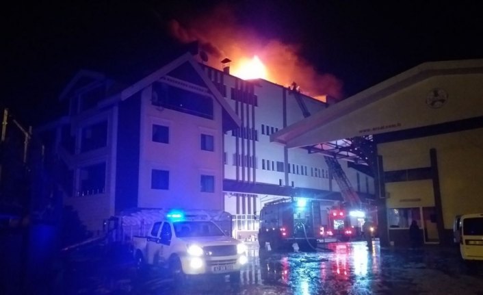 Zonguldak'ta fındık fabrikasında yangın